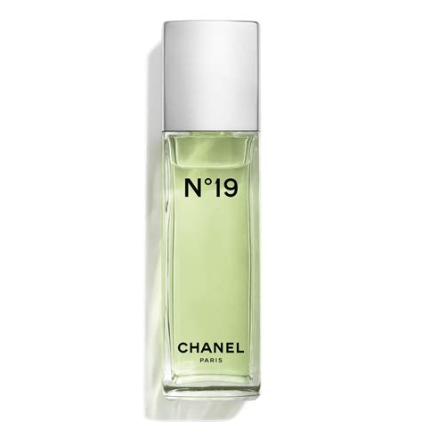 chanel vert n 19|chanel no 19 perfume.